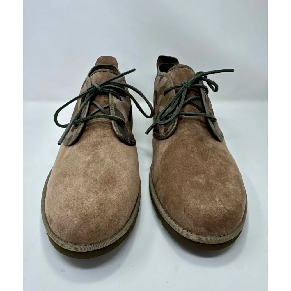 UGG **new without